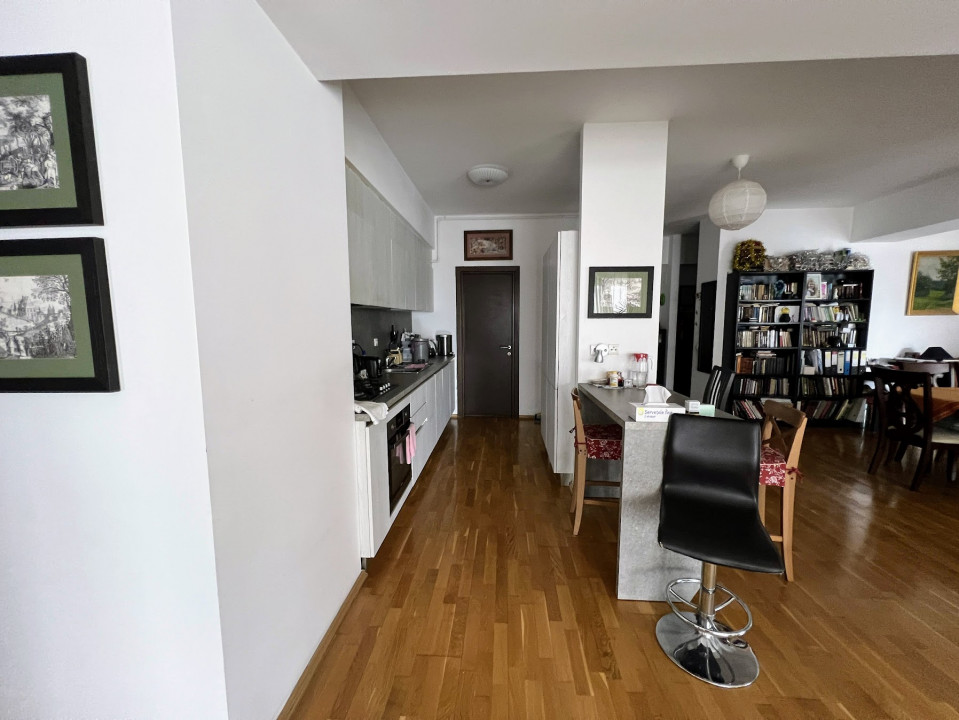 Apartament 3 camere 115 mp, Scoala Americana, loc de parcare si boxa 