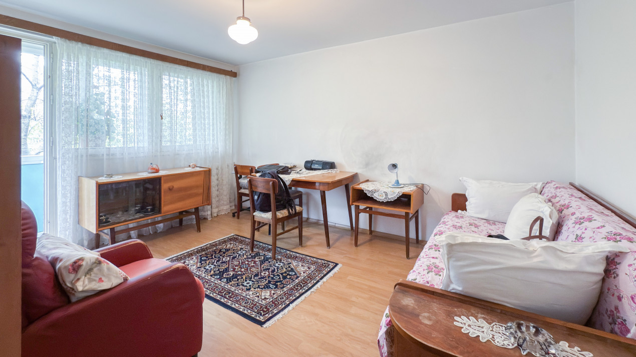 Apartament 2 camere, decomandat, etaj 3/4, Str. Brașov – Drumul Tabere