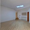 Casă de vânzare în Lacul Tei - Oportunitate unică pentru locuință sau afacere ed